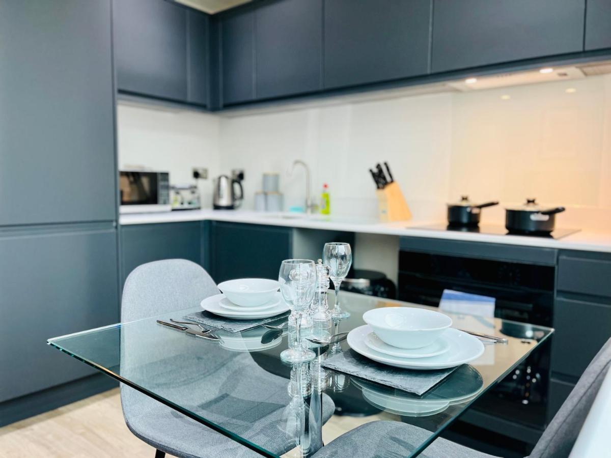 Stylish Studio Apartment Near To Old Trafford Stadium Манчестер Екстер'єр фото